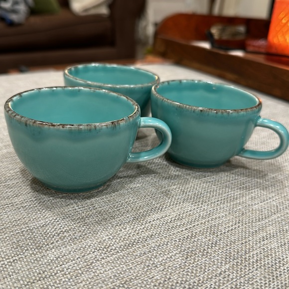 🍀 4/$15! ☕️ Set of three adorable demitasse cups. - Picture 11 of 12